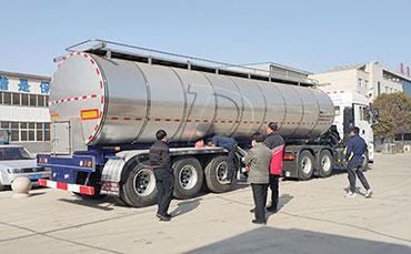 鮮奶運(yùn)輸車行業(yè)標(biāo)桿！新東機(jī)械用技術(shù)定義品質(zhì)運(yùn)輸新標(biāo)準(zhǔn)