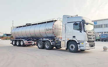 鮮奶運輸車生產(chǎn)需合規(guī)，無資質(zhì)“買證”觸碰法律雷區(qū)